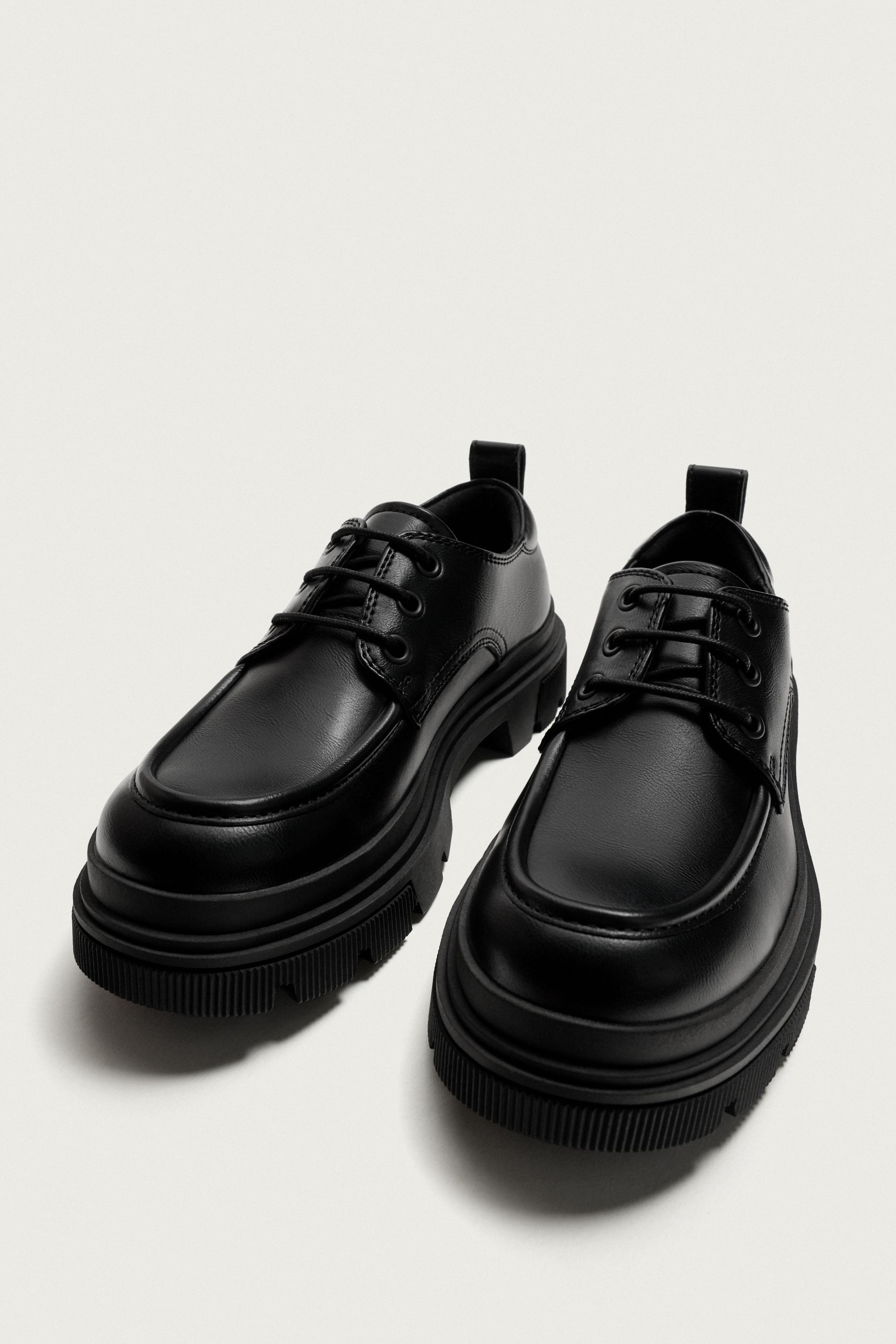 CHUNKY MOC TOE SHOES